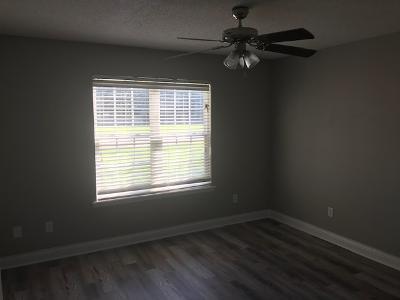 Foto del edificio - 125 Tabatha St