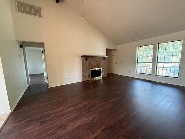 Foto del edificio - 2210 Oakwood Ave