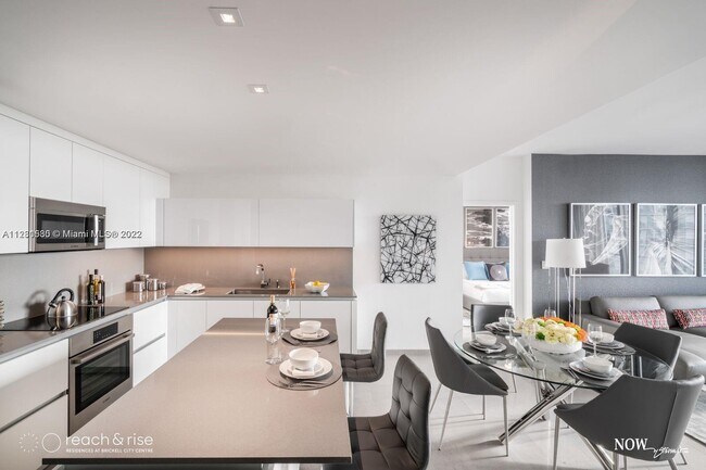 Foto del edificio - 88 SW 7th St