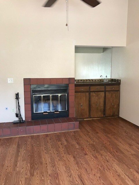 Building Photo - 202 Canyon Terrace Dr