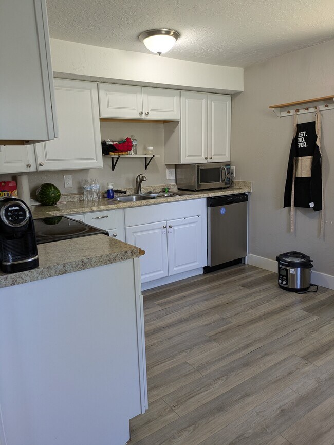 Foto del edificio - 3771 Orchard Ave