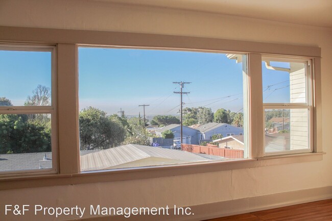 Building Photo - 3625-3639 Grape Street
