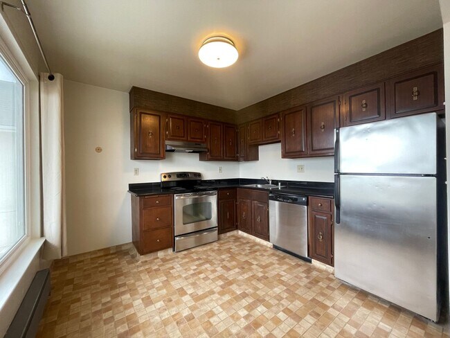 Building Photo - 7725 Geary Boulevard (891r)