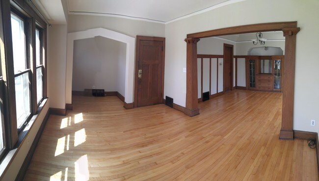 Sala de estar - 5414 W Galena St