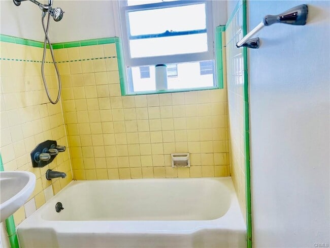 Bathroom with Tub - 122 Elm Ave