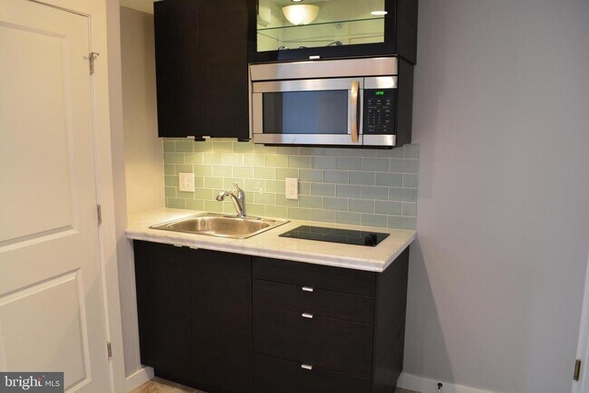 Foto del edificio - 338 S 16th St