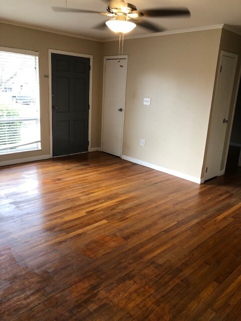 Viviendo - 422 Robinette St