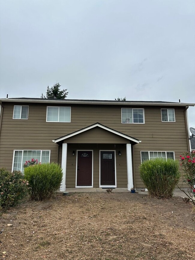 Building Photo - Rockingham Duplex- Northeast Salem