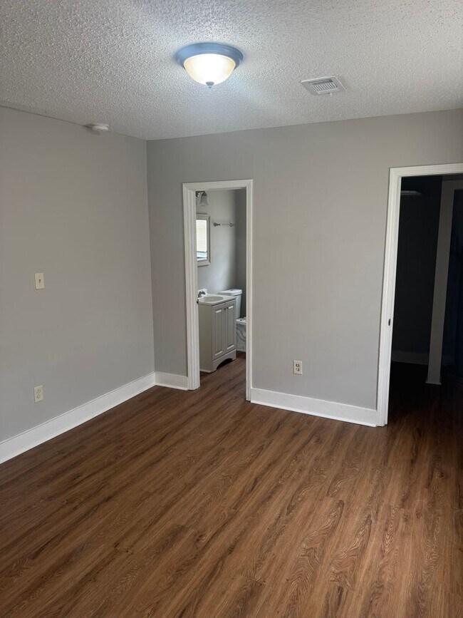 Foto del edificio - 694 Hamilton St