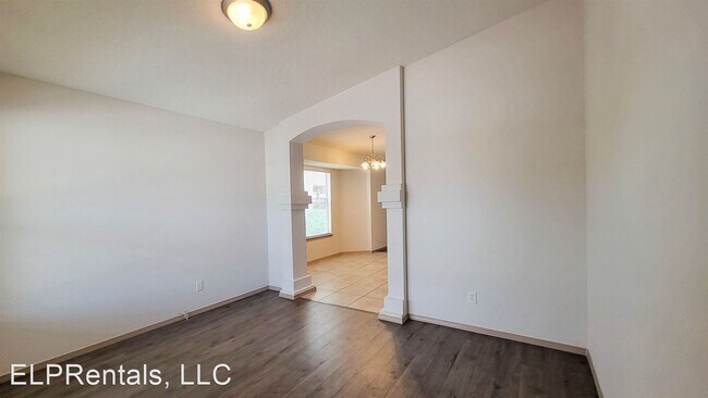 Building Photo - 3 br, 2 bath House - 5316 Lucio Moreno