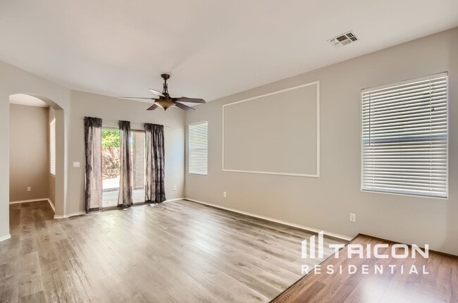 Foto del edificio - 4468 E Sundance Ct