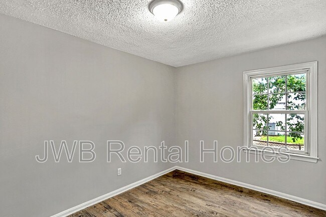 Foto del edificio - 3504 Hyacinth St