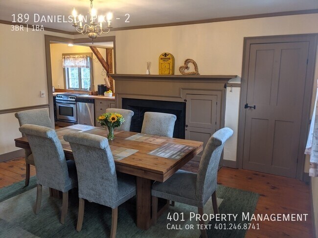 Building Photo - Downtown Scituate Townhouse for rent