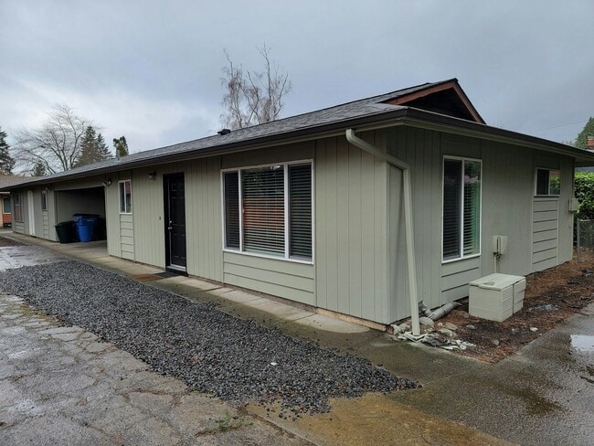 Photo - 743 9th St Townhome