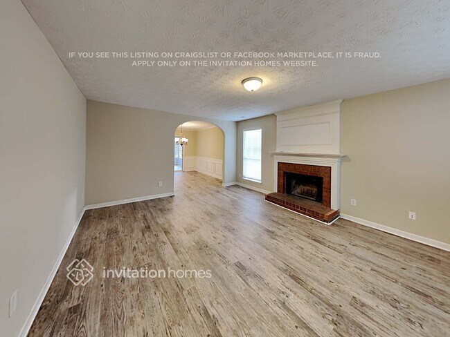 Building Photo - 5755 Woodstone Dr