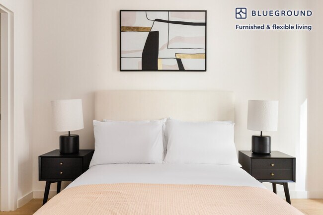 Foto del edificio - 244 W 29th St