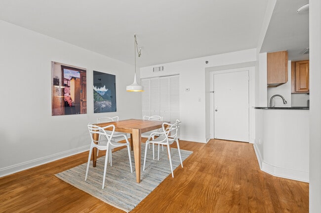 Foto del edificio - 770 Claughton Island Dr