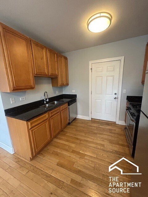 Foto del edificio - 2900 N Kolmar Ave