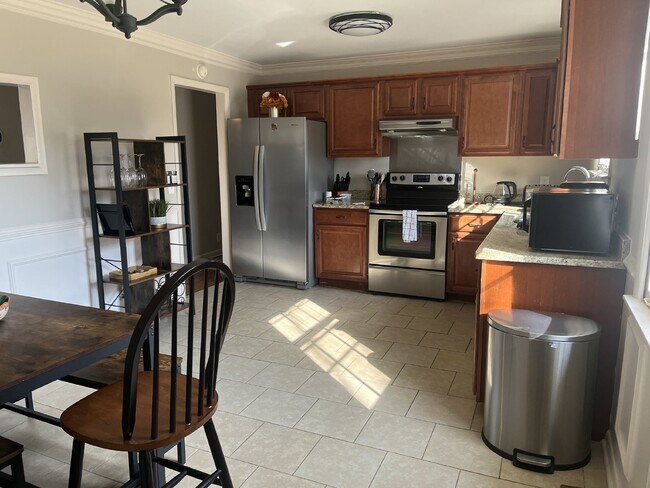 Building Photo - East Nashville Rental!