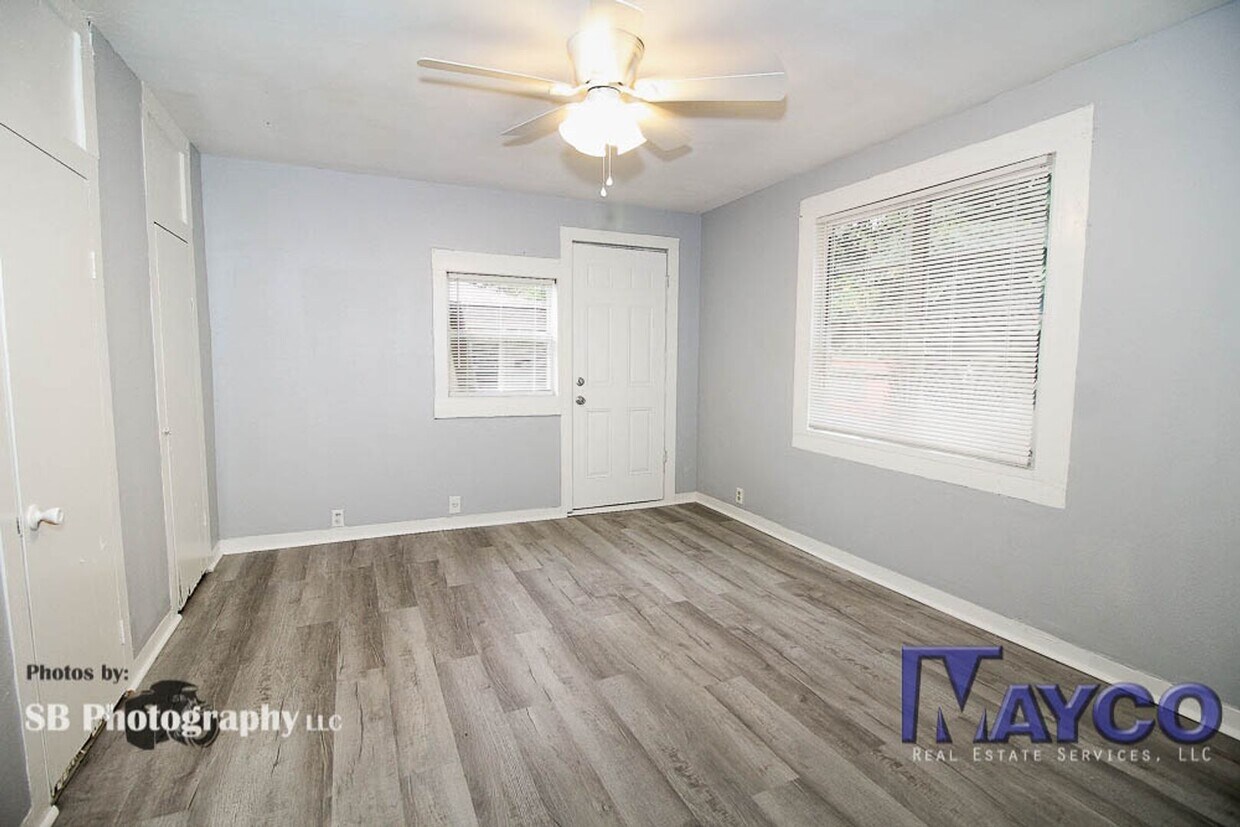 Foto del edificio - 701-705 St. Charles St.