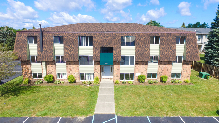 Foto principal - 619 John Anderson Ct