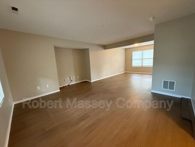 Foto del edificio - 7031 Osprey Ridge Dr