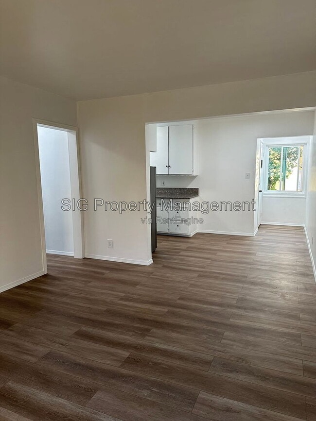 Building Photo - 13226 Maclay St