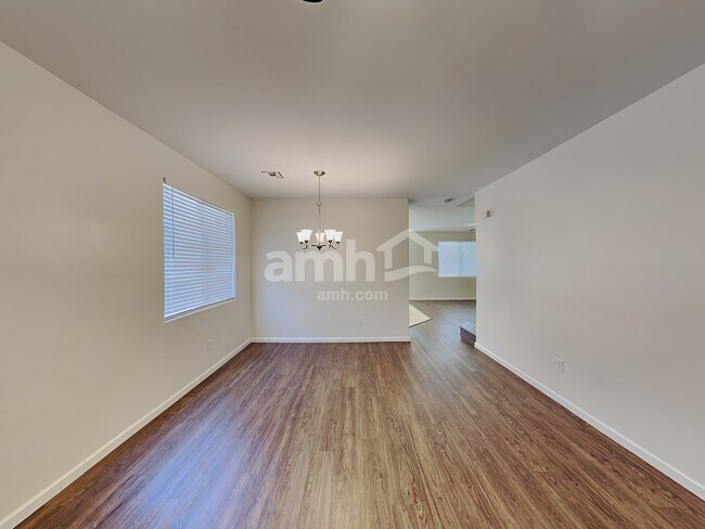 Foto del edificio - 14381 N Bannerstone Court