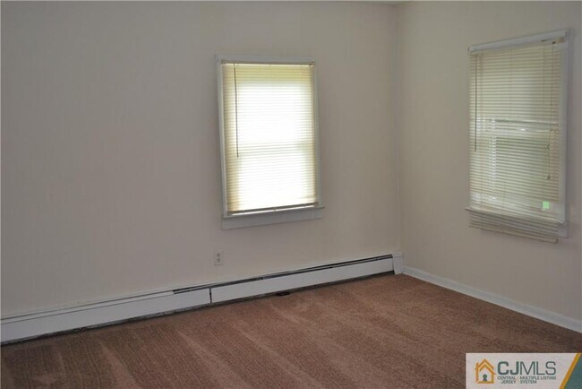 Building Photo - 472 Buckelew Ave