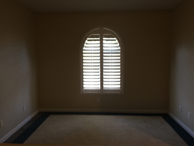 Building Photo - 4763 Summerset Dr