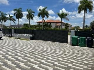 Building Photo - 3111 SW 137th Ave