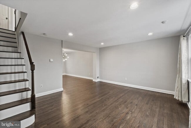 Building Photo - 4923 St Gemma Rd