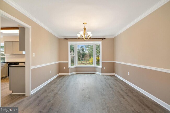 Foto del edificio - 1600 Sereno Ct