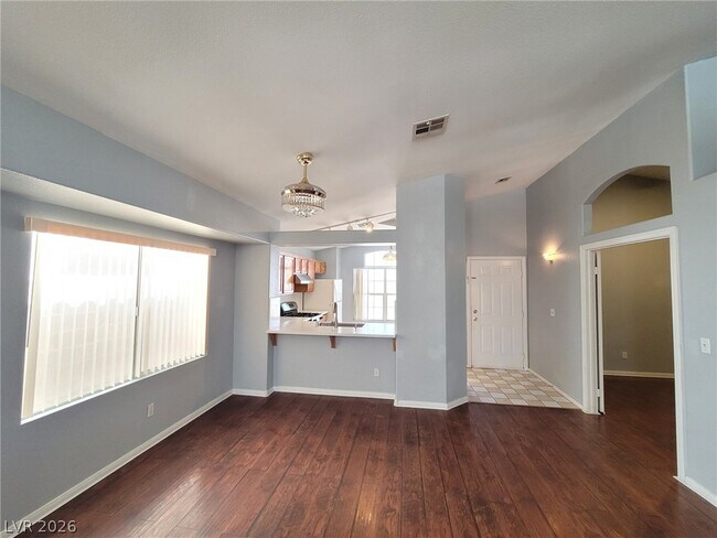 Foto del edificio - 7938 Kentshire Dr