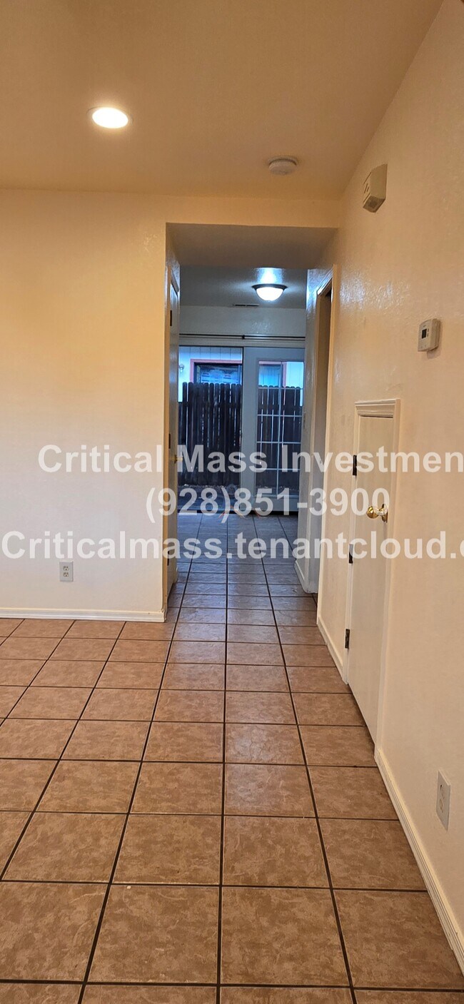 Foto del edificio - 2202 E 1st Ave