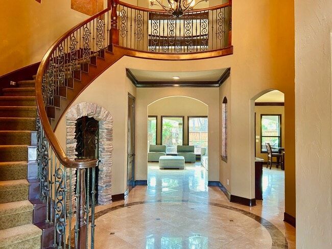 Building Photo - 7511 Raes Creek Dr