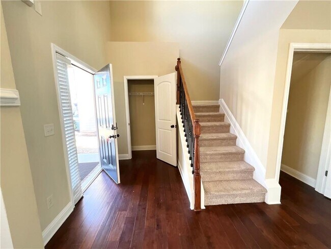 Foto del edificio - 2378 Misty Ivy Ct