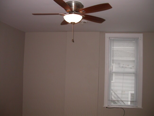 Building Photo - 110 Stone St