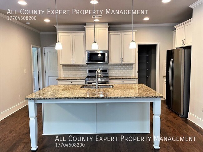 Foto del edificio - 6512 Crosscreek Ln