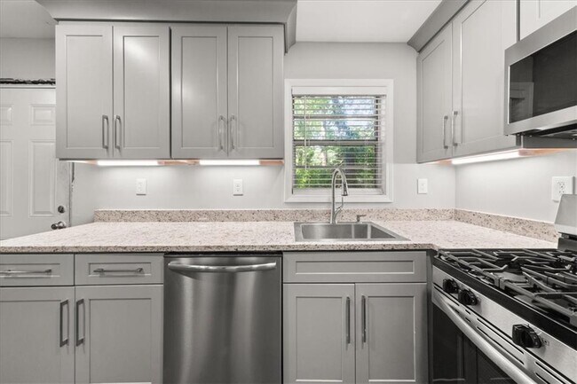 Foto del edificio - 2637 Lester St