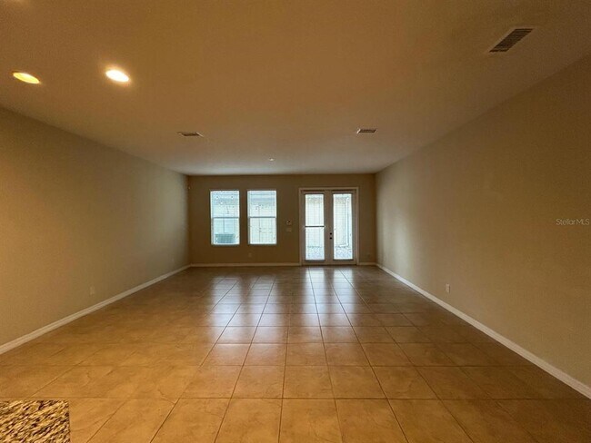 Foto del edificio - 11213 Grander Dr