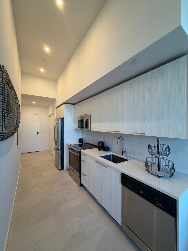 Foto del edificio - 170 NE 23rd St