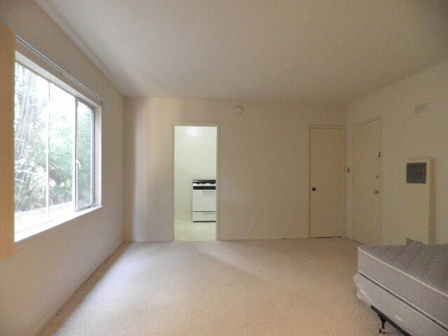 Building Photo - 945 Gayley, Inc