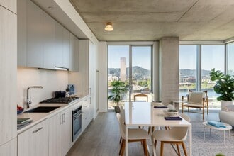 Building Photo - 5 MLK