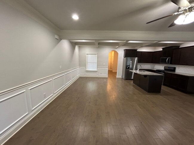 Building Photo - 6016 Barringer Ct
