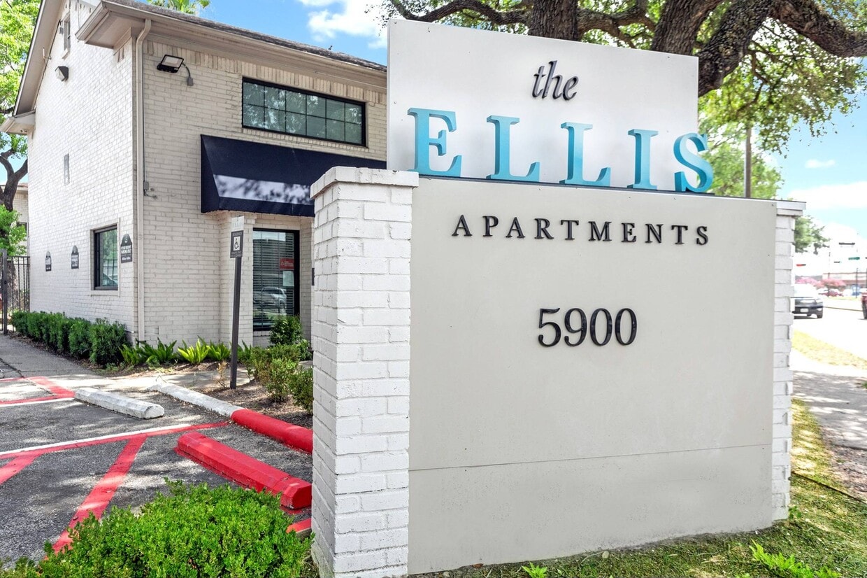 The Ellis Apartments Apartments in Houston, TX