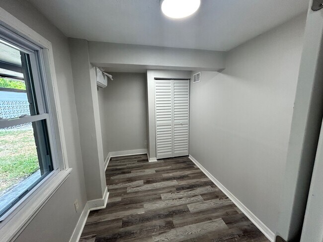 Foto del edificio - 4347 Hudnall Rd