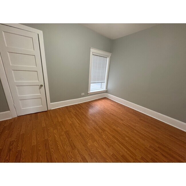 Foto del edificio - 4856 S Cottage Grove Ave