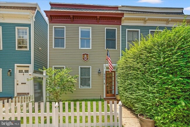 Photo - 406 N Payne St Townhome