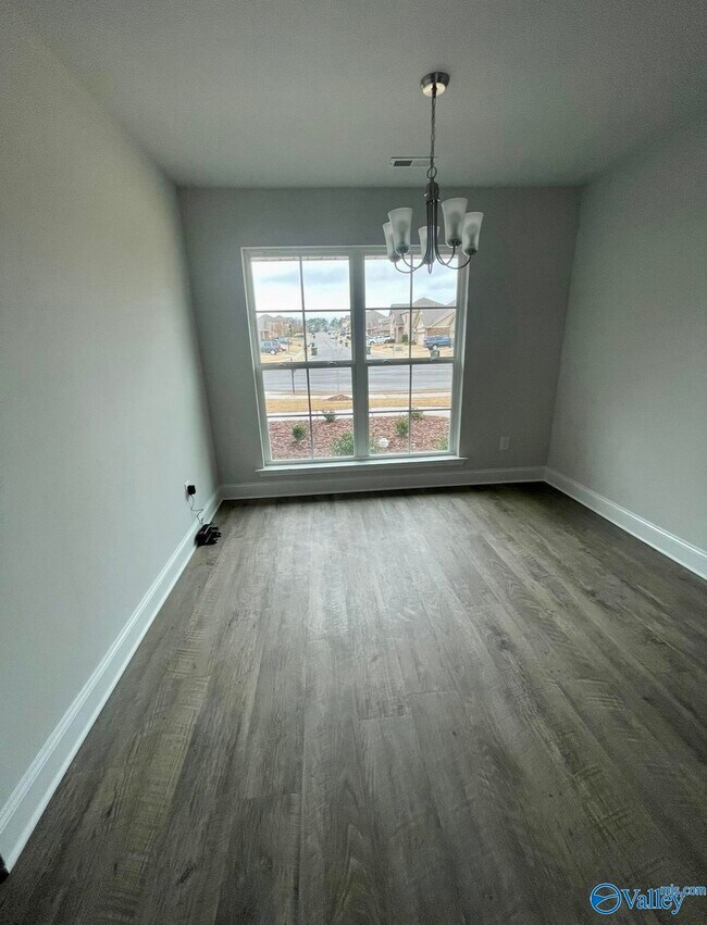 Foto del edificio - 272 Abercorn Dr